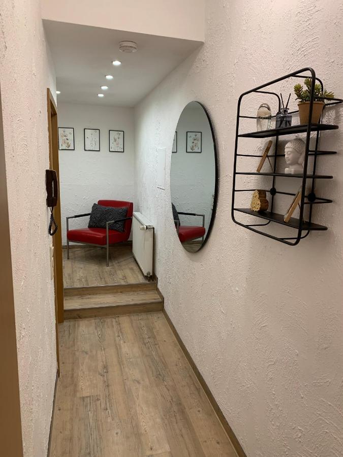 Ferienwohnung Janus Altstadt-Hameln Haus 1 Inklusive Parkplatz Mit Und Ohne Balkon هاملن المظهر الخارجي الصورة